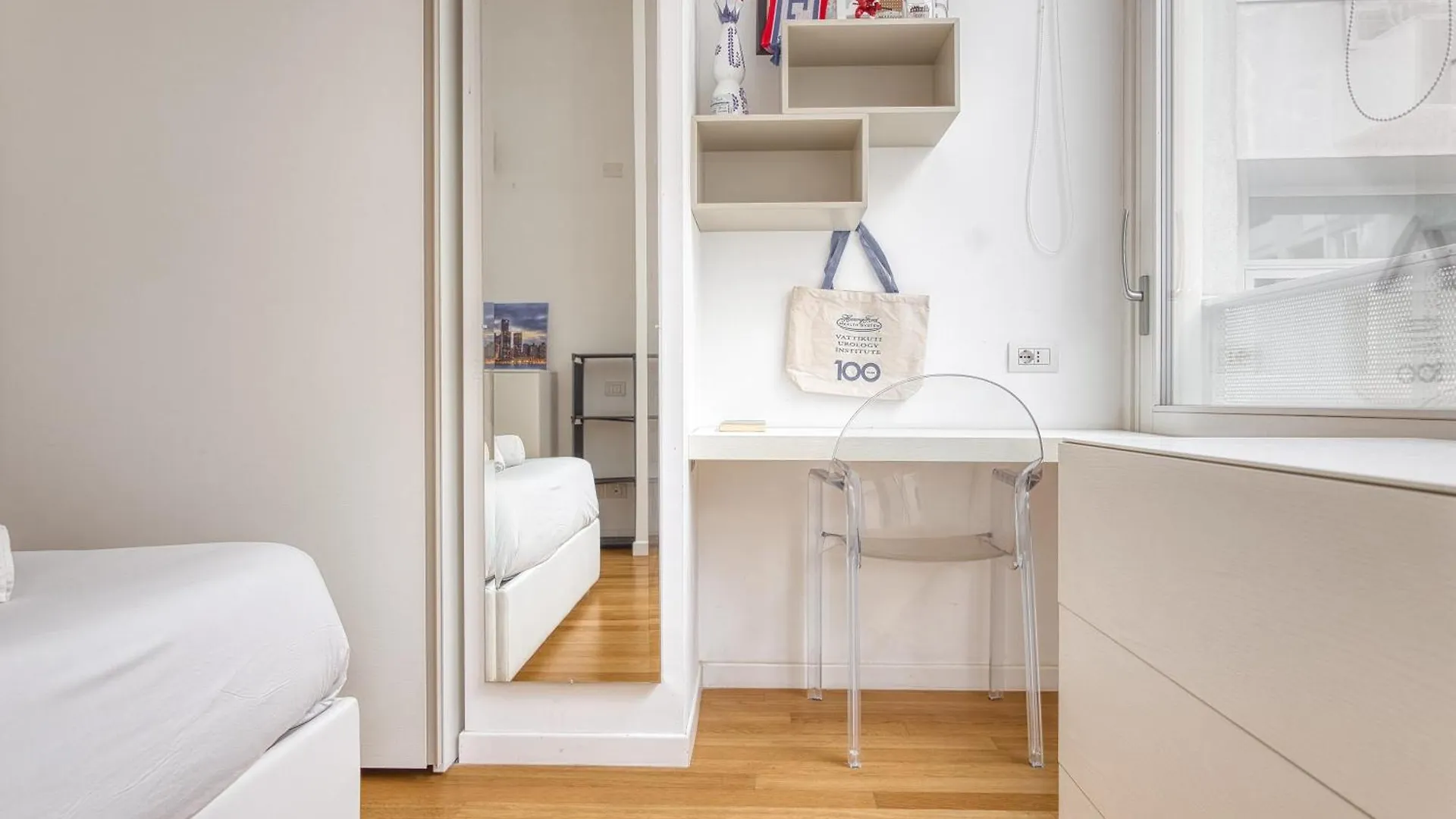 Modern Retreat In The Heart Of Milan Apartment Italy