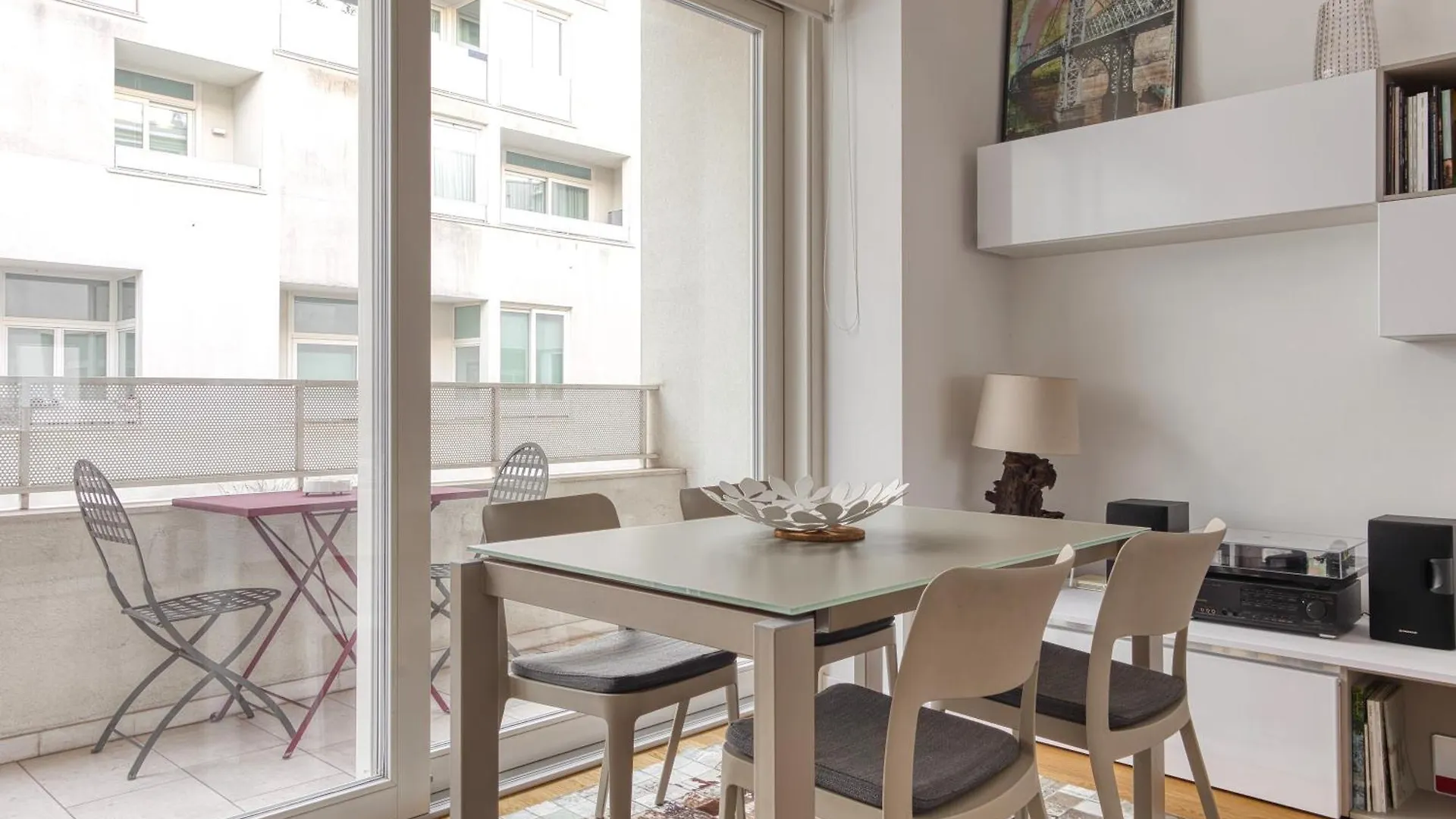 Apartamento Modern Retreat In The Heart Of Milán